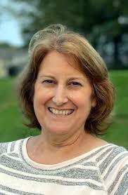 Lynn Weber's Instagram, Twitter & Facebook