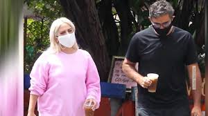 Tuenti tiene una oferta inigualable que ninguna otra compañía puede ofrecerte: Lady Gaga Stellt Ihre Mama Vor So Hubsch Ist Cynthia Germanotta