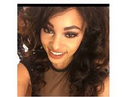 Amber Moorman's Instagram, Twitter & Facebook