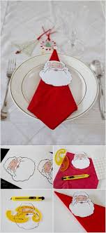 La décoration idéale pour la fête de noël ne peut pas se passer de certains petits détails qui apportent la touche finale à tout le décor. Pliage Serviette Noel Pour Un Arrangement Sophistique De La Table De Noel
