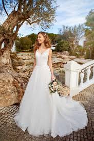 Einzigartige pronovias brautkleider kollektion 2020 exklusiv bei uns. Brautmoden Landau Brautkleider Hochzeitsanzuge Brautaccessoires