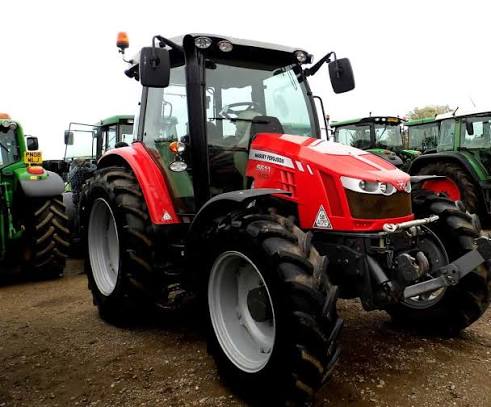 Massey Ferguson 5611 Tractor