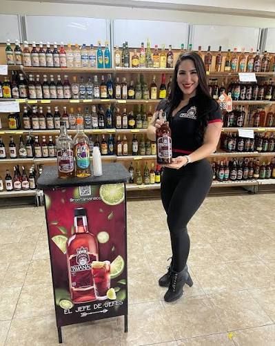 Seguimos creciendo y apoyando nuestros productos nacionales.🥃 @rontamanaco  dice presente en #ᴍᴀʀᴀᴄᴀɪʙᴏ y todos los fines de semana tendremos  degustaciones y distintos puntos de venta de la ciudad así que no te
