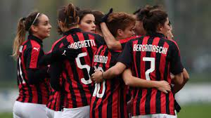 Tra i portieri del milan femminile abbiamo già assistito all'addio di francesca zanzi, che ha ricoperto il ruolo di le due giocatrici sembrano legate da un filo che inizia in francia e finisce in italia: Nazionale Femminile Quattro Giocatrici Del Milan Convocate Per Il Match Contro La Danimarca Milanpress