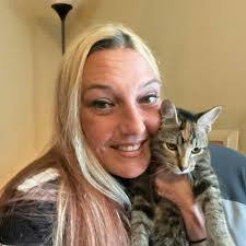 Carly Mott's Instagram, Twitter & Facebook