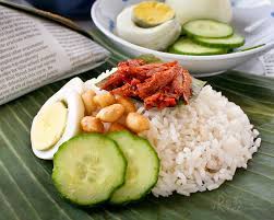 The skin was super crisp; Kalori Nasi Lemak Bidadari My
