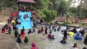 When we arrived, the main sungai tua was actually closed indefinitely as there has the name in local language is 'hutan lipur sungai tua'. Perkhemahan Pengawas Sk Pengkalan Tentera Darat Nur Laman Bestari Ulu Yam Hutan Lipur Sungai Tua By