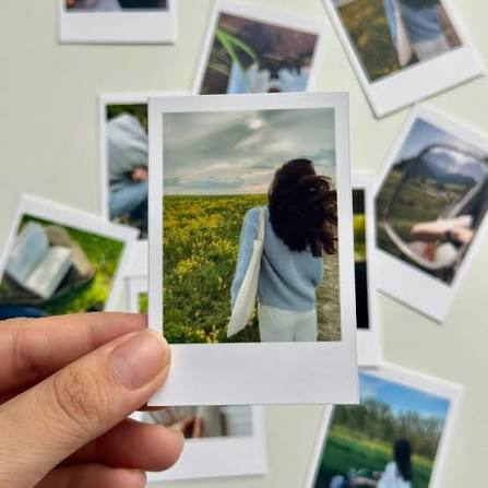 Ảnh Polaroid Photocard - Size 5.4x8.6 cm - Kích thước chuyên để ví, case,  album Chi tiết sản phẩm: 📸 Giấy in ảnh chuyên dụng (lụa nhám) 📸 Định  lượng 260gsm 📸