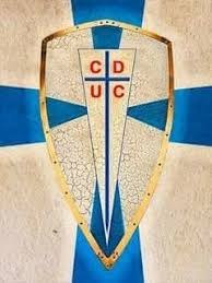 A comienzos de la década del cuarenta, se rediseña el escudo y cambios más. Pin De Jonathan Asencio En Ceatolei Escudo Deportivo Universidad Catolica Futbol Fondos De Deportes