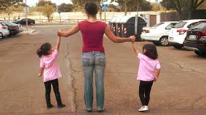 Download gratuito hd o 4k usa tutti i video gratuitamente per i tuoi progetti. Mia Figlia E Autistica Non Maleducata Video E Petizione Di Una Mamma Redattore Sociale