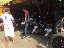 Adapun total jumlah mahasiswa saat ini sekitar 2636, dengan total jumlah dosen sebanyak 49. Raja Ban Motor Jakarta Posts Facebook