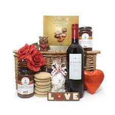 Chocolate and roses are fine, but you want enchanting. Buy Be My Valentine Gift Hamper
