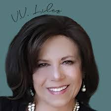 Victoria Liles's Instagram, Twitter & Facebook