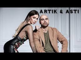 песня мы бежим с тобой как будто от гепарда Artik Asti Pod Gipnozom Premera Treka Slushat Onlajn Youtube Novaya Muzyka Muzyka Populyarnaya Muzyka