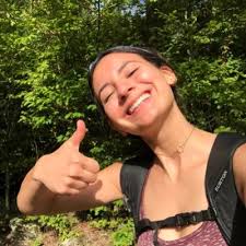 Elizabeth Hackl (@emhackl)