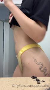 Watch online Da biggest brat aka Ppcocaine OnlyFans - Happy Hump Day on  X-video