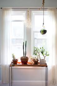 D S Team Tours Shannon S South Minneapolis Home Home Indoor Window Plant Table