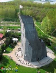 Persoon Overleden Na Val Van Klimmuur In Bergschenhoek Nieuws Op Beeld