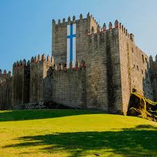 Autocarros de braga para guimarães: Guimaraes Bl Heritage Tours