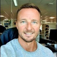 45000+ "Daniel" profiles