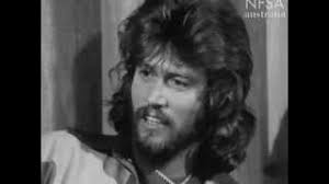 Los niños Bee Gees y Cribb Island, Australia