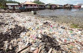 Kajian menunjukkan terdapat beberapa buah negara maju memasukkan sisa radioaktif ke dalam tong dram sebelum membuangnya kedalam laut. Sampah Sarap Jadi Hamparan Hidup Penduduk Pulau Gaya