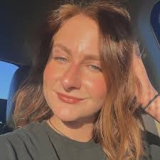 Tracy Mccormick's Instagram, Twitter & Facebook