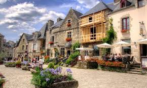The Village Of Rochefort En Terre In Morbihan Brittany Has Been Named The Best Village In The Whole Of France According To Village Pr France Brittany Village