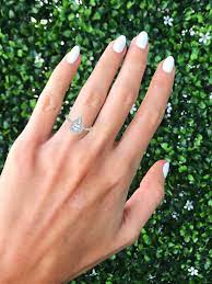 A ring shopping experience like no other! Virtual Engagement Ring Experience Brilliant Earth Blog