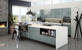 Kuchengestaltung Inspirierendes Design Kaminofen In Der Kuche Blaue Mobel Und Dunkle Dekorationen Bucherregal In D Design Kaminofen Kuche Blau Kuche Einrichten