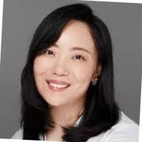 Anny Hunt's Instagram, Twitter & Facebook