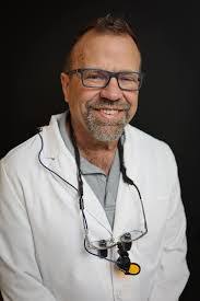 Tabatha Betts's Instagram, Twitter & Facebook