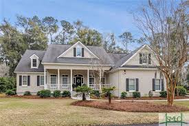 Savannah Ga Simple Southern Elegance Is Reflected In This Popular Southern Living Valleydale Home Located In Qui Sale House Vacation Property Shingle Exterior