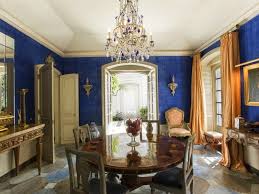 Cobalt Blue Dining Room Of Bunny Mellon S Former Home In Nyc Dining Room Blue Bunny Mellon New York Townhouse