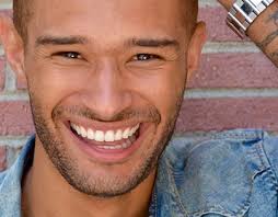 Matthew J. Bentley 项目:: Photos, videos, logos, illustrations and branding  :: Behance