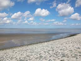 Informationen über unterkünfte & camping. Das Wattenmeer Bei Neuharlingersiel Jetzt Ist Ebbe Da Kann Es Losgehen Mit Wattwanderungen Ostfriesland Urlaub Nordsee Wattenmeer