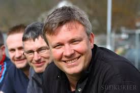 Namen und Nachrichten