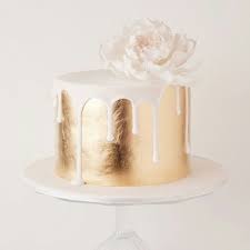 After adding the drip, pop the cake back in the fridge. Wedding Cake Trends That Will Have You Drooling In No Time
