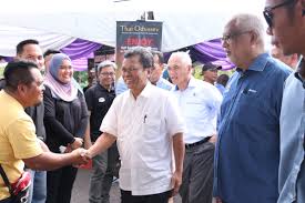 Mohd shafie berkata kerajaan negeri turut memperuntukkan sebanyak rm20 juta kepada kementerian pelajaran dan inovasi sabah untuk memperkasa dan melatih semula para pekerja yang telah kehilangan pekerjaan termasuk mereka yang menganggur dan sedang mencari kerja. à¦Ÿ à¦‡à¦Ÿ à¦° Kem Sumber Manusia Karnival Ini Merupakan Usaha Kolaborasi Jabatan Tenaga Kerja Sabah Dan Jabatan Pembangunan Sumber Manusia Jpsm Sabah Di Bawah Kementerian Pelajaran Dan Inovasi Negeri Sabah Telah Dirasmikan Oleh Yab