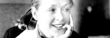 Jeanette Bishop's Instagram, Twitter & Facebook