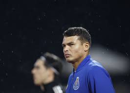 Thiago Silva faz gol contra em derrota do Porto no Campeonato Português