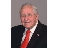 Taylor Bottoms's Instagram, Twitter & Facebook