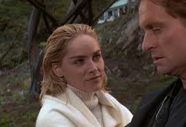 Michael Douglas, despre coordonatorii de intimitate. Starul din „Basic  Instinct” insistă că în perioada sa de glorie actorii se ocupau de cei care  depășeau granițele