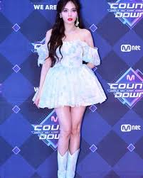 Gangnam style è un singolo del rapper sudcoreano psy, pubblicato il 15 luglio 2012 come unico estratto dall'unico ep psy 6甲 (six rules), part 1. Hyuna Singer Wiki Bio Age Height Weight Career Net Worth Boyfriend Family Facts Starsgab