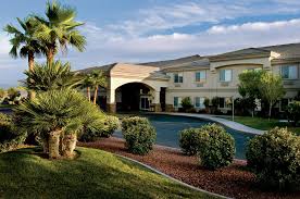 Pacifica senior living green valley is located in suburban henderson near sunset park and the wildhorse golf club. Merrill Gardens At Siena Hills Henderson A Place For Mom