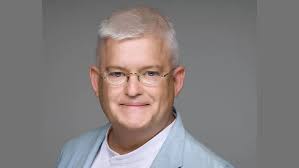 La capacidad de desaprender será tan importante como el poder aprender",  asegura experto global en liderazgo