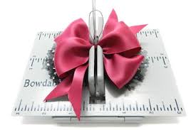 Hair bows including vintage and cheer bows, collegiate hair bows, and classic grosgrain hair bows. Hair Bow Tutorial Matching Pink And Black Little Girls Bows Ribbon Bows For Girls