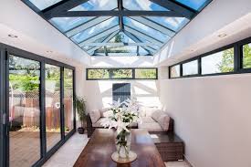 Extension De Maison Avec Toit En Verre En 20 Idees D Amenagement Toit En Verre Extension Maison Veranda Minimaliste