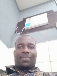 Married couples with different party preferences