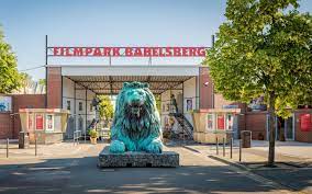 Wir zeigen die spannende geschichte und den aufstieg zum gefragten drehort. Filmpark Babelsberg Potsdam Potsdam